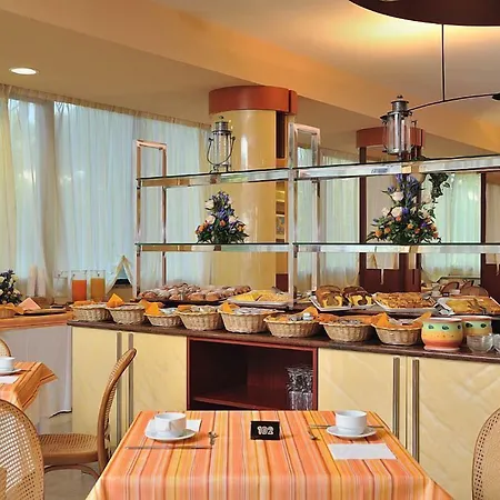 Ausonia 3* Milano Marittima