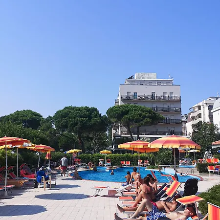 Ausonia 3* Milano Marittima