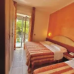 Ausonia 3* Milano Marittima