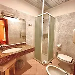 Hotel Ausonia