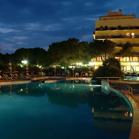 Ausonia Hotel 3*