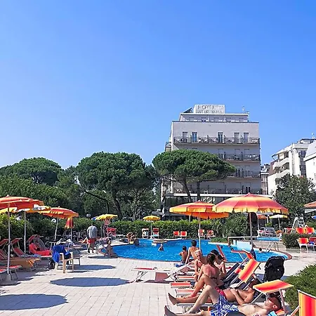 Hotel Ausonia