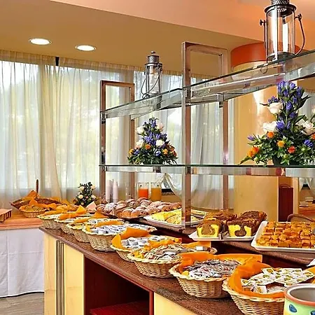 Ausonia Hotel
