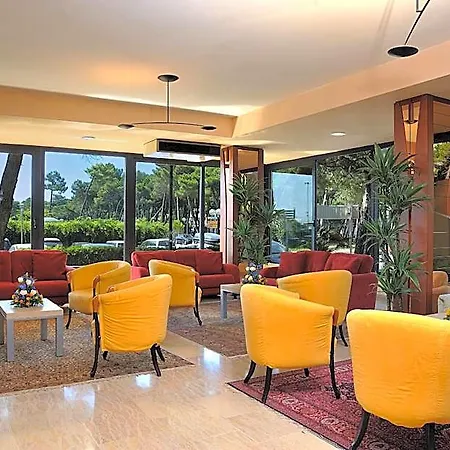 Ausonia Hotel