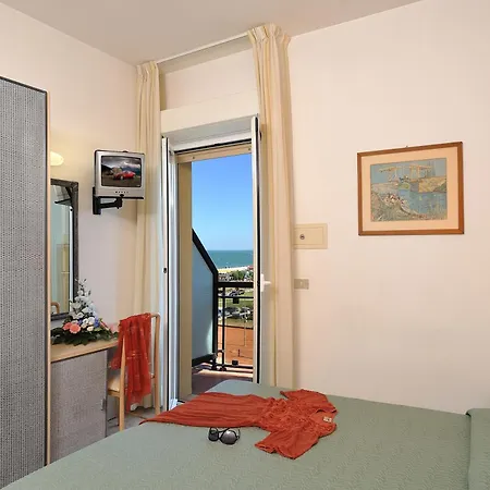 Ausonia 3* Milano Marittima